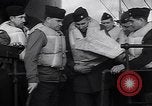 Standbild amerikanischen Marine Offiziere Nordafrika, 1943, aus Sekunde 23 historischem Filmmaterial Videoclip 65675034880