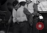 Standbild amerikanischen Marine Offiziere Nordafrika, 1943, aus Sekunde 33 historischem Filmmaterial Videoclip 65675034880
