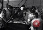 Standbild amerikanischen Marine Offiziere Nordafrika, 1943, aus Sekunde 58 historischem Filmmaterial Videoclip 65675034880