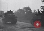 Standbild französischen 2nd Armored Division Javron Frankreich, 1944, aus Sekunde 15 historischem Filmmaterial Videoclip 65675034881