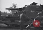Standbild französischen 2nd Armored Division Javron Frankreich, 1944, aus Sekunde 19 historischem Filmmaterial Videoclip 65675034881