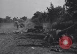 Standbild französischen 2nd Armored Division Javron Frankreich, 1944, aus Sekunde 26 historischem Filmmaterial Videoclip 65675034881