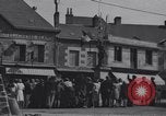 Standbild französischen 2nd Armored Division Javron Frankreich, 1944, aus Sekunde 42 historischem Filmmaterial Videoclip 65675034881