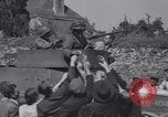 Standbild französischen 2nd Armored Division Javron Frankreich, 1944, aus Sekunde 58 historischem Filmmaterial Videoclip 65675034881