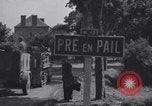 Standbild American 3rd Armored Division Eingabe Städte in Zweiten Weltkrieg Ciral France, 1944, aus Sekunde 1 historischem Filmmaterial Videoclip 65675034882