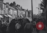 Standbild American 3rd Armored Division Eingabe Städte in Zweiten Weltkrieg Ciral France, 1944, aus Sekunde 39 historischem Filmmaterial Videoclip 65675034882