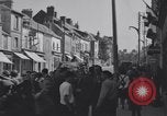 Standbild American 3rd Armored Division Eingabe Städte in Zweiten Weltkrieg Ciral France, 1944, aus Sekunde 40 historischem Filmmaterial Videoclip 65675034882