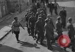 Standbild Jacques Philippe Leclerc Sées, Frankreich, 1944, aus Sekunde 27 historischem Filmmaterial Videoclip 65675034885