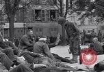 Immagine di American unità mediche Troyes Francia, 1944, secondo 35 filmato di repertorio 65675034890