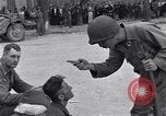 Immagine di American unità mediche Troyes Francia, 1944, secondo 45 filmato di repertorio 65675034890