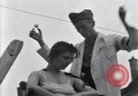 Immagine di Le donne francesi Nemours France, 1944, secondo 27 filmato di repertorio 65675034893