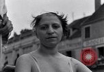 Immagine di Le donne francesi Nemours France, 1944, secondo 36 filmato di repertorio 65675034893