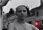 Immagine di Le donne francesi Nemours France, 1944, secondo 44 filmato di repertorio 65675034893