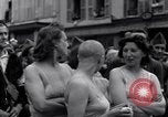 Immagine di Le donne francesi Nemours France, 1944, secondo 54 filmato di repertorio 65675034893