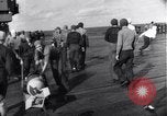 Standbild US Naval Task Force raids Japanisch gehaltenen Gilbert und Marshall Inseln Pacific Theater, 1942, aus Sekunde 13 historischem Filmmaterial Videoclip 65675034908