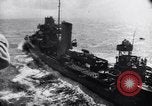 Standbild US Naval Task Force raids Japanisch gehaltenen Gilbert und Marshall Inseln Pacific Theater, 1942, aus Sekunde 38 historischem Filmmaterial Videoclip 65675034908