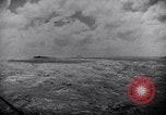 Standbild US Naval Task Force raids Japanisch gehaltenen Gilbert und Marshall Inseln Pacific Theater, 1942, aus Sekunde 46 historischem Filmmaterial Videoclip 65675034908
