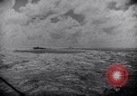 Standbild US Naval Task Force raids Japanisch gehaltenen Gilbert und Marshall Inseln Pacific Theater, 1942, aus Sekunde 47 historischem Filmmaterial Videoclip 65675034908