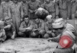 Standbild amerikanischen Fallschirmjäger Nadzab New Guinea, 1943, aus Sekunde 4 historischem Filmmaterial Videoclip 65675034911