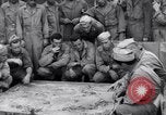 Standbild amerikanischen Fallschirmjäger Nadzab New Guinea, 1943, aus Sekunde 6 historischem Filmmaterial Videoclip 65675034911