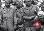 Standbild amerikanischen Fallschirmjäger Nadzab New Guinea, 1943, aus Sekunde 15 historischem Filmmaterial Videoclip 65675034911