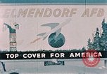 Immagine di Aria forza Base Elmendorf Air Force Base Alaska USA, 1954, secondo 3 filmato di repertorio 65675034922