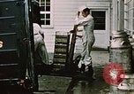 Image Alaskan hommes Alaska USA, 1954, de la seconde 9 séquences d'archives historiques vidéo 65675034932