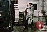Image Alaskan hommes Alaska USA, 1954, de la seconde 10 séquences d'archives historiques vidéo 65675034932