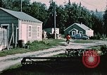 Standbild Alaskan Frau Alaska USA, 1954, aus Sekunde 46 historischem Filmmaterial Videoclip 65675034933