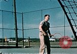 Image tennis Elmendorf Air Force Base Alaska USA, 1954, de la seconde 10 séquences d'archives historiques vidéo 65675034944