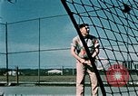 Image tennis Elmendorf Air Force Base Alaska USA, 1954, de la seconde 13 séquences d'archives historiques vidéo 65675034944