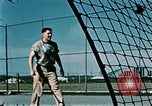 Image tennis Elmendorf Air Force Base Alaska USA, 1954, de la seconde 19 séquences d'archives historiques vidéo 65675034944