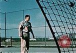 Image tennis Elmendorf Air Force Base Alaska USA, 1954, de la seconde 22 séquences d'archives historiques vidéo 65675034944