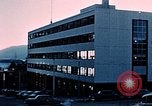 Image usine de quatre étages Juneau Alaska USA, 1954, de la seconde 22 séquences d'archives historiques vidéo 65675034947
