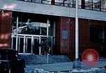 Image usine de quatre étages Juneau Alaska USA, 1954, de la seconde 42 séquences d'archives historiques vidéo 65675034947