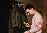 Image homme militaire Fort Richardson Alaska USA, 1954, de la seconde 33 séquences d'archives historiques vidéo 65675034948