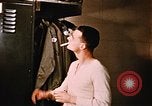 Image homme militaire Fort Richardson Alaska USA, 1954, de la seconde 44 séquences d'archives historiques vidéo 65675034948