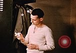 Image homme militaire Fort Richardson Alaska USA, 1954, de la seconde 51 séquences d'archives historiques vidéo 65675034948