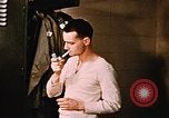 Image homme militaire Fort Richardson Alaska USA, 1954, de la seconde 53 séquences d'archives historiques vidéo 65675034948