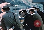 Image militaires et civils - hommes Whittier Alaska USA, 1954, de la seconde 3 séquences d'archives historiques vidéo 65675034961