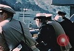 Image militaires et civils - hommes Whittier Alaska USA, 1954, de la seconde 11 séquences d'archives historiques vidéo 65675034961