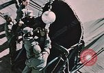 Image militaires et civils - hommes Whittier Alaska USA, 1954, de la seconde 26 séquences d'archives historiques vidéo 65675034961