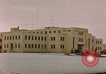 Standbild Alaskan Command Headquarters Whittier Alaska USA, 1954, aus Sekunde 27 historischem Filmmaterial Videoclip 65675034962