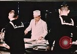 Image cuisiniers Fort Richardson Alaska USA, 1954, de la seconde 31 séquences d'archives historiques vidéo 65675034963
