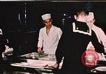 Image cuisiniers Fort Richardson Alaska USA, 1954, de la seconde 36 séquences d'archives historiques vidéo 65675034963
