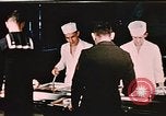 Image cuisiniers Fort Richardson Alaska USA, 1954, de la seconde 55 séquences d'archives historiques vidéo 65675034963