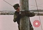Standbild linesman Elmendorf Air Force Base Alaska USA, 1954, aus Sekunde 11 historischem Filmmaterial Videoclip 65675034965