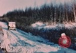 Immagine di Driver della jeep Goose Bay Alaska USA, 1954, secondo 4 filmato di repertorio 65675034987