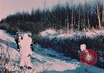Immagine di Driver della jeep Goose Bay Alaska USA, 1954, secondo 9 filmato di repertorio 65675034987