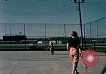 Standbild Tennis Elmendorf Air Force Base Alaska USA, 1954, aus Sekunde 3 historischem Filmmaterial Videoclip 65675034990